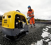 Реверсивная виброплита Atlas Copco LG400